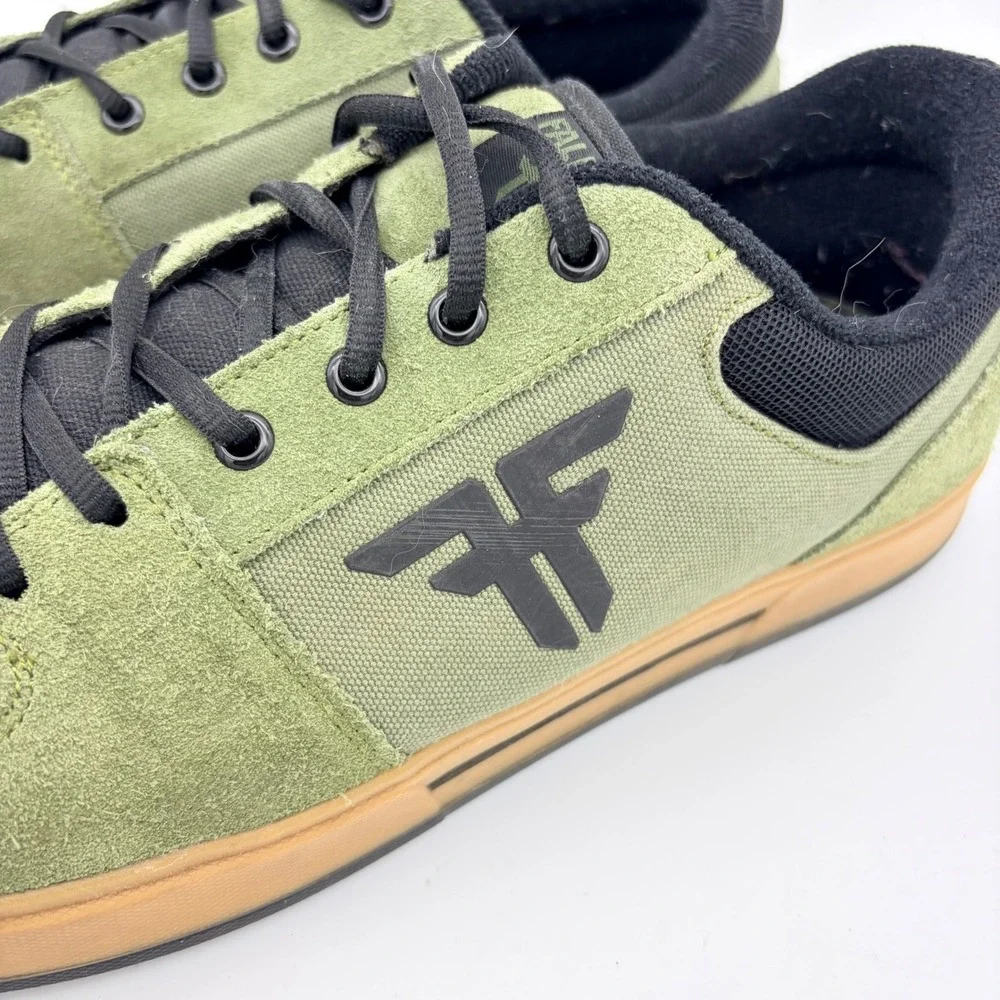 Fallen Footwear excellent preowned